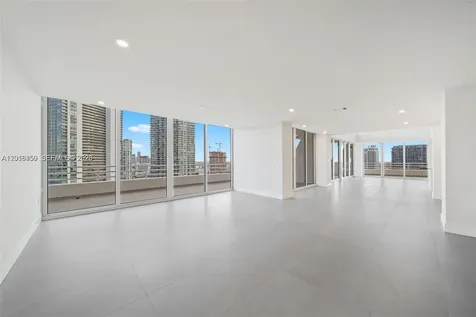 555 NE 34th Street Miami FL 33137