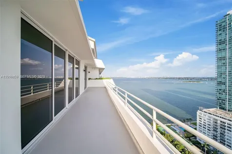 555 NE 34th Street Miami FL 33137