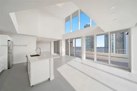555 NE 34th Street Miami FL 33137