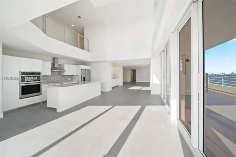 555 NE 34th Street Miami FL 33137