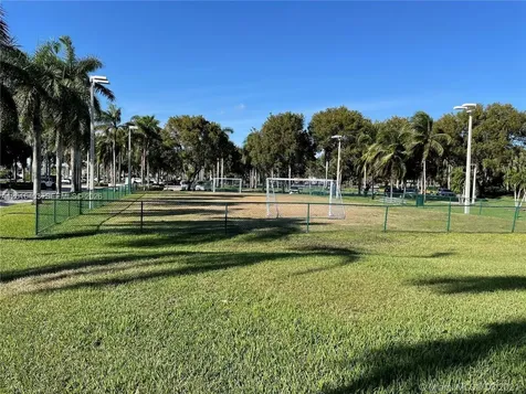 10933 NW 73 Te Doral FL 33178