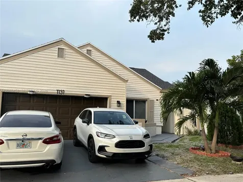1131 SW 86th Avenue Pembroke Pines FL 33025