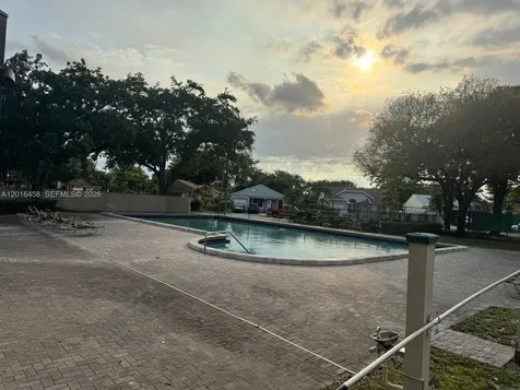 1131 SW 86th Avenue Pembroke Pines FL 33025