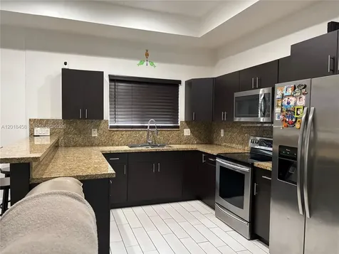 1131 SW 86th Avenue Pembroke Pines FL 33025
