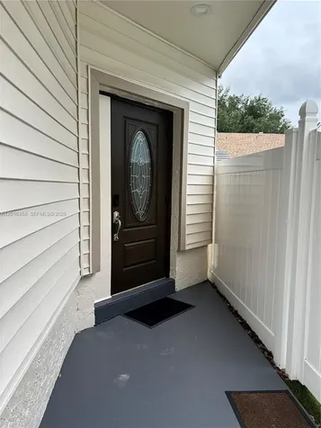 1131 SW 86th Avenue Pembroke Pines FL 33025