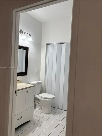 1131 SW 86th Avenue Pembroke Pines FL 33025