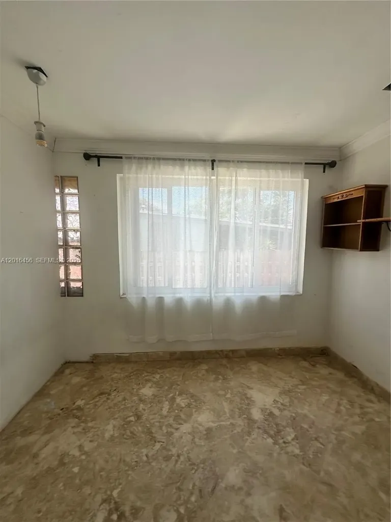 1427 N 26th Avenue Hollywood FL 33020