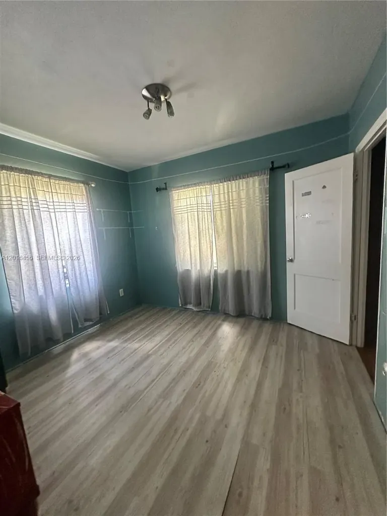 1427 N 26th Avenue Hollywood FL 33020