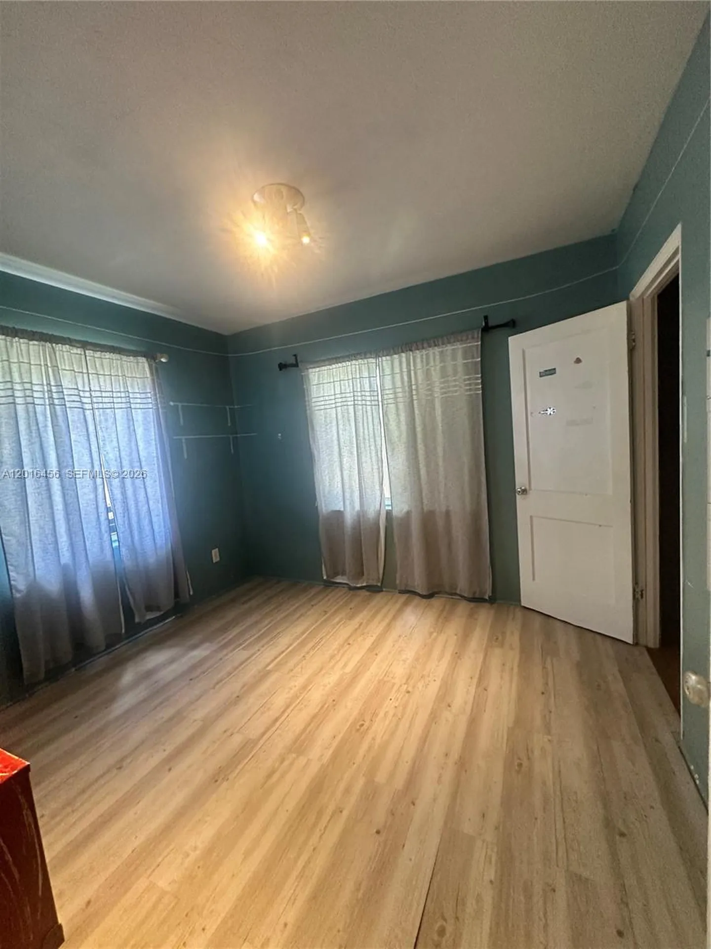 1427 N 26th Avenue Hollywood FL 33020
