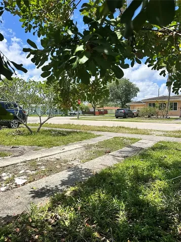 1427 N 26th Avenue Hollywood FL 33020