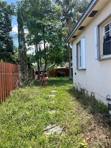 1427 N 26th Avenue Hollywood FL 33020