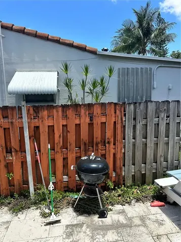 1427 N 26th Avenue Hollywood FL 33020