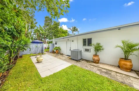 1320 NE 27th Avenue Pompano Beach FL 33062