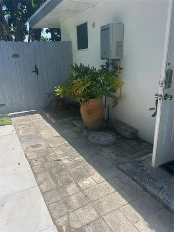 1320 NE 27th Avenue Pompano Beach FL 33062