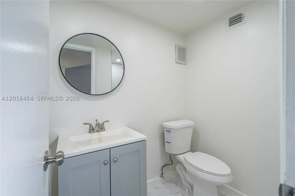 8705 NW 38th Drive Coral Springs FL 33065