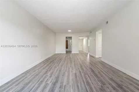 8705 NW 38th Drive Coral Springs FL 33065