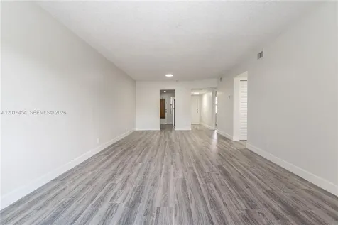 8705 NW 38th Drive Coral Springs FL 33065