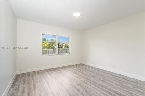8705 NW 38th Drive Coral Springs FL 33065