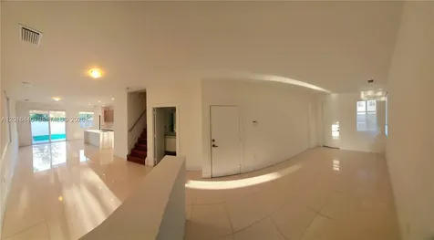 7210 NW 103rd Path Doral FL 33178