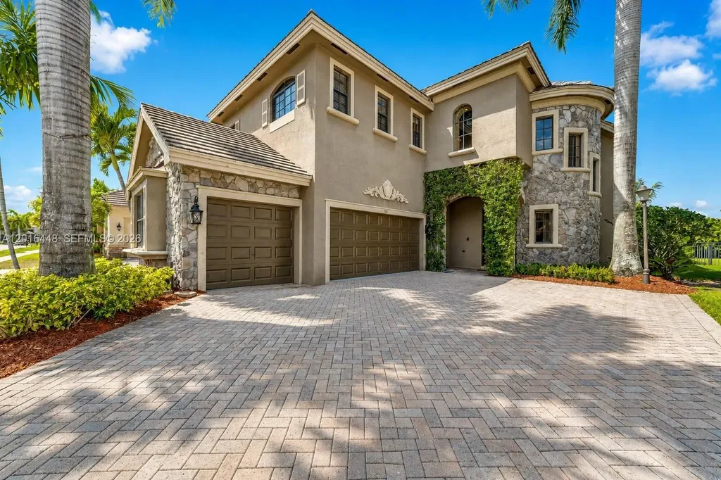 3476 Collonade Drive Wellington FL 33449