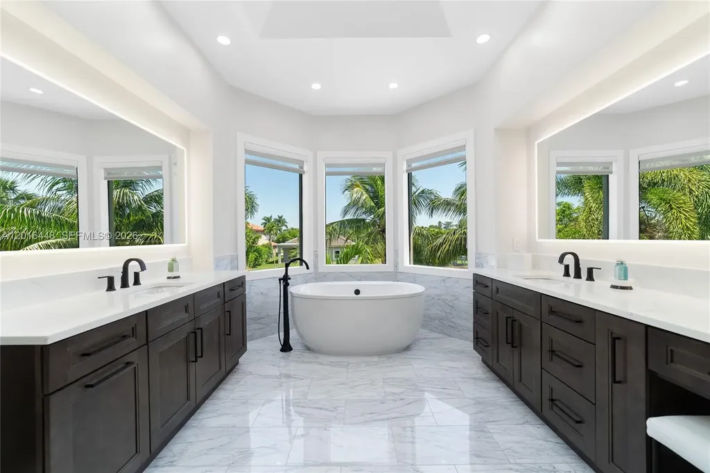 3476 Collonade Drive Wellington FL 33449