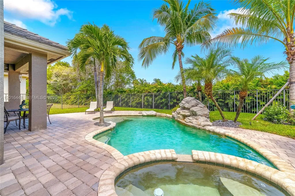 3476 Collonade Drive Wellington FL 33449
