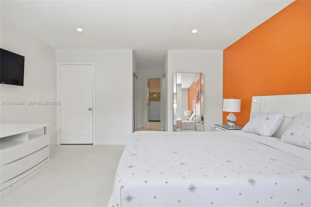 9612 N Carousel Circle N Boca Raton FL 33434