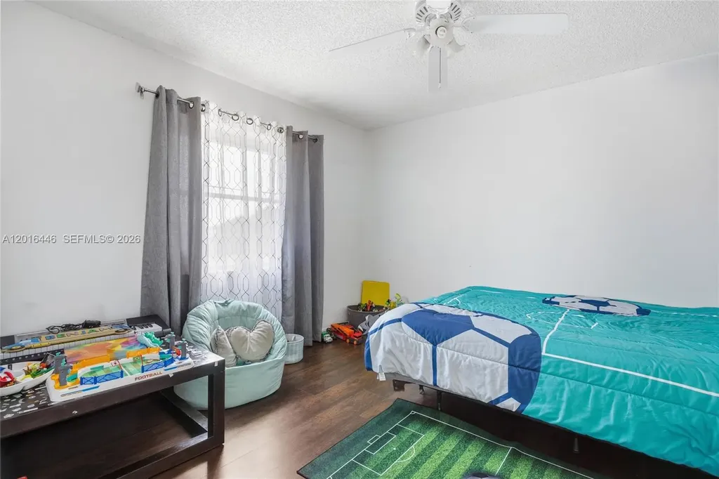 9612 N Carousel Circle N Boca Raton FL 33434