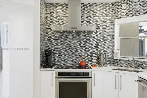 9612 N Carousel Circle N Boca Raton FL 33434