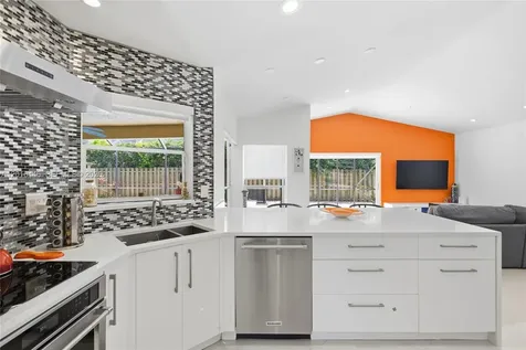 9612 N Carousel Circle N Boca Raton FL 33434