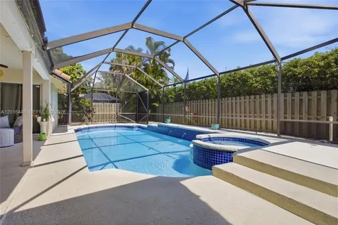 9612 N Carousel Circle N Boca Raton FL 33434