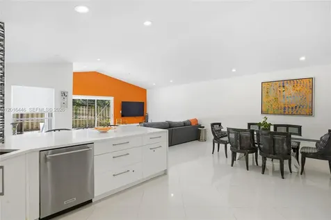 9612 N Carousel Circle N Boca Raton FL 33434