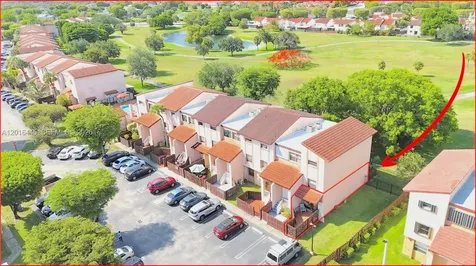 425 W Park Drive Miami FL 33172