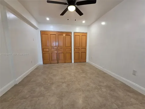 2957 SW 36th Court Miami FL 33133