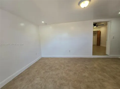 2957 SW 36th Court Miami FL 33133