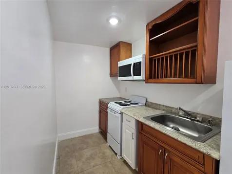 2957 SW 36th Court Miami FL 33133