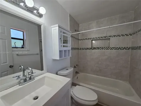 2957 SW 36th Court Miami FL 33133