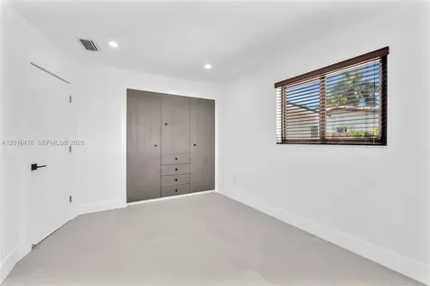 17911 NW 82nd Avenue Hialeah FL 33015