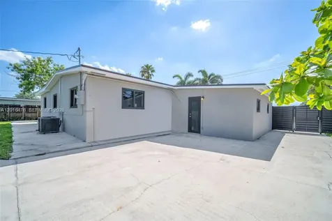 17911 NW 82nd Avenue Hialeah FL 33015