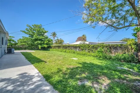 17911 NW 82nd Avenue Hialeah FL 33015
