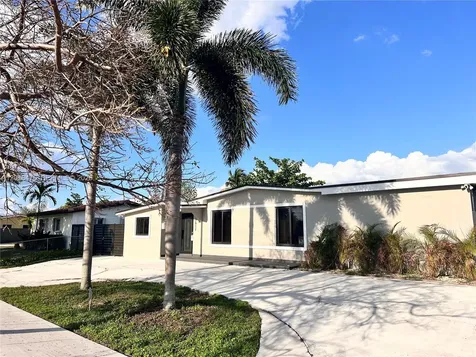 17911 NW 82nd Avenue Hialeah FL 33015