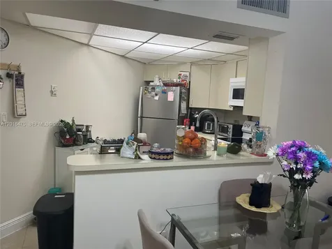 9715 Fontainebleau Boulevard Miami FL 33172