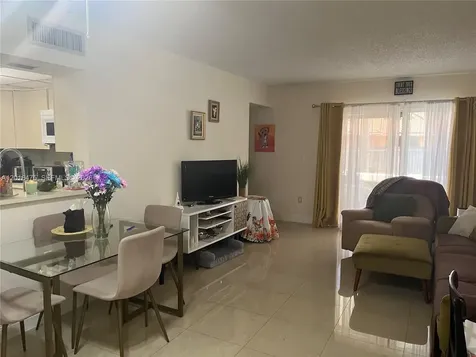 9715 Fontainebleau Boulevard Miami FL 33172