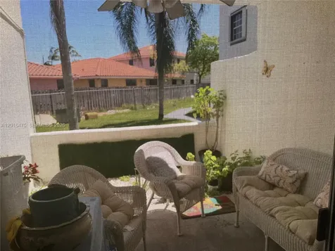 9715 Fontainebleau Boulevard Miami FL 33172
