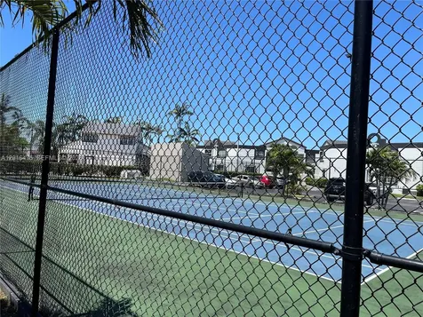 9715 Fontainebleau Boulevard Miami FL 33172