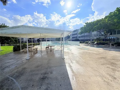 1680 NE 191st Street Miami FL 33179