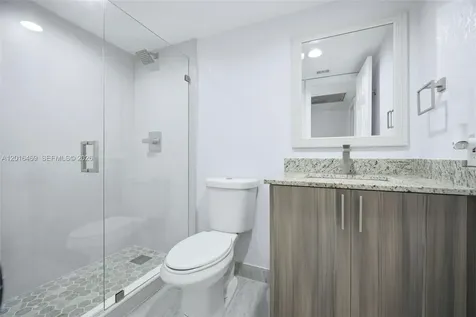 10941 N Lakeview Drive Pembroke Pines FL 33026