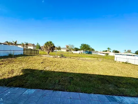 2351 SW Chestnut Lane Port St. Lucie FL 34953