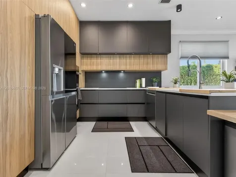 250 Conservation Drive Weston FL 33327
