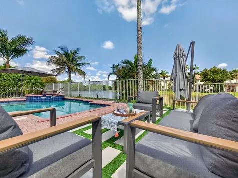 250 Conservation Drive Weston FL 33327